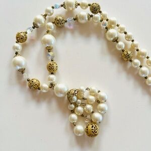 VTG Holiday Baubles Necklace